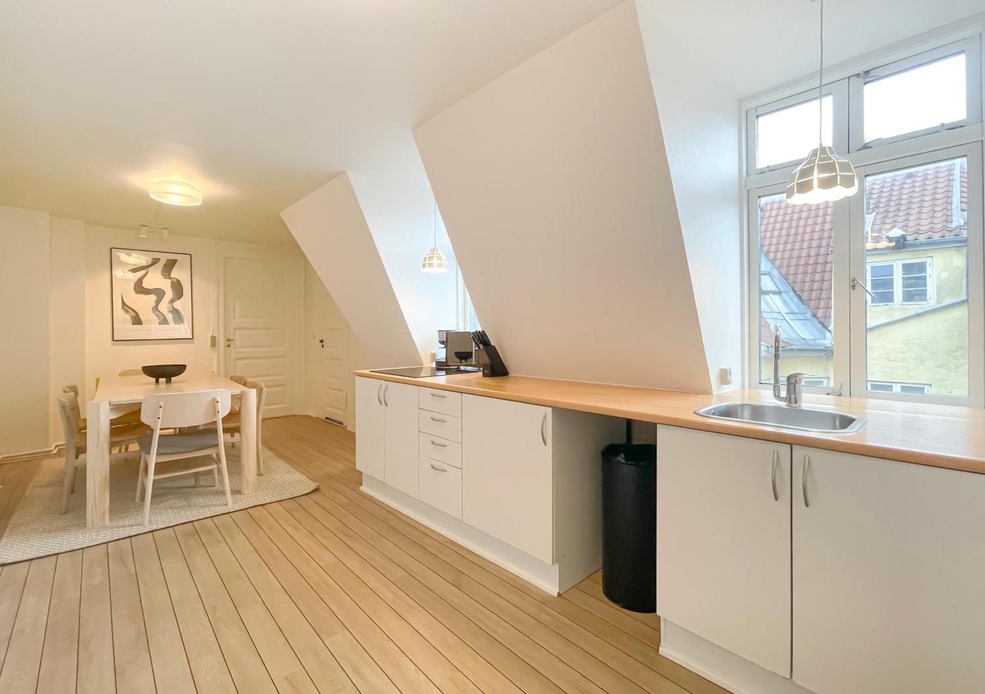 Rustic & Cozy 2Br In Heart Of Cph City By Stroget Copenhagen Exterior photo